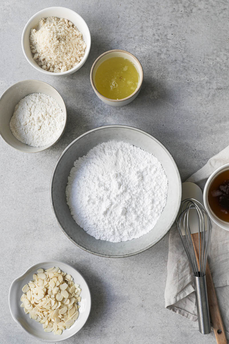 Ingredients to make the financier cake.