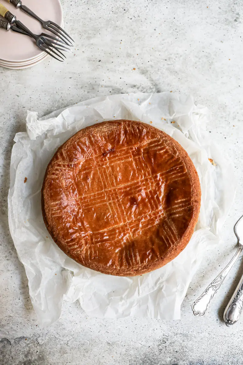 Overhead shot of the whole gateau Basque