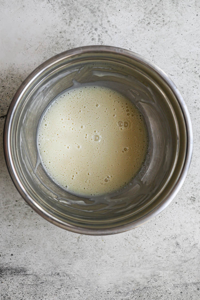 Making the white chocolate ganache cream filling: the ganache finished.