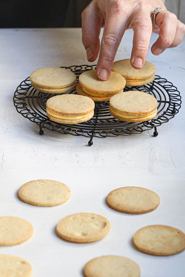 Easy Lemon Curd Shortbread Filled Cookies Belula