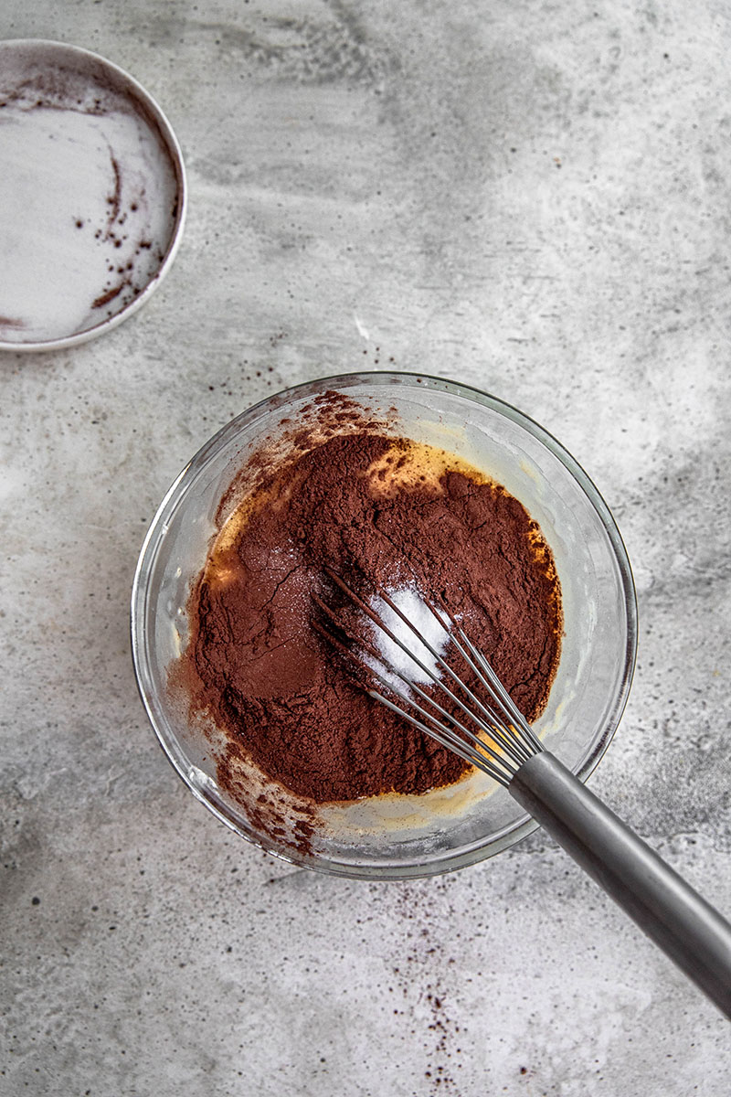 Add cacao powder