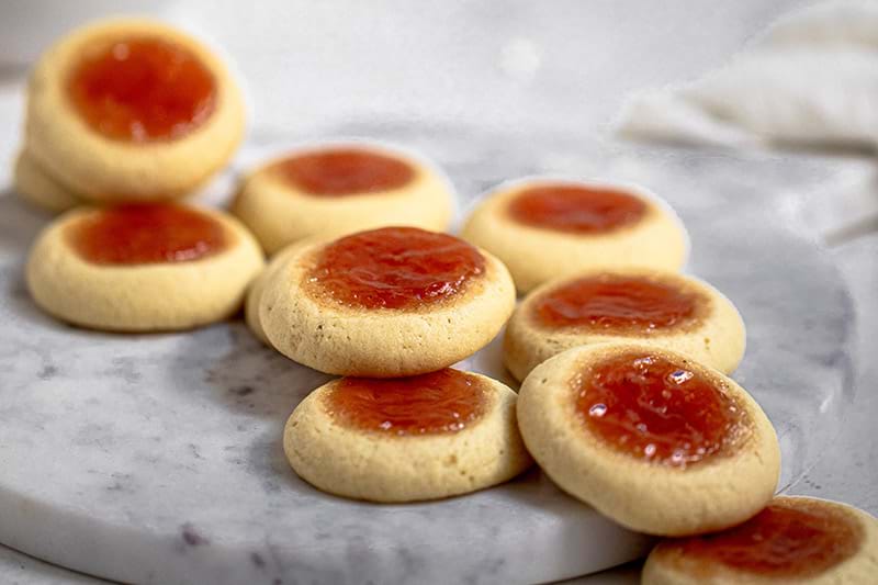 45° shot of the quince thumbprint cookies