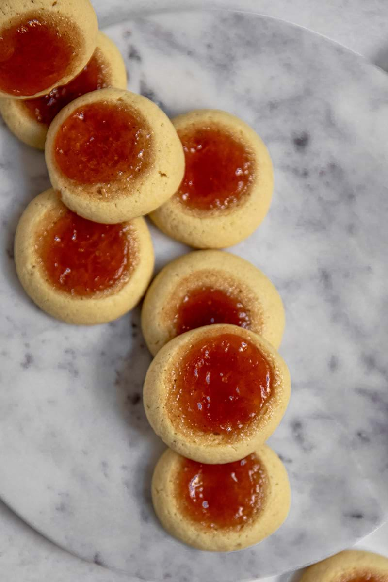 Overhead shot of the thumbprint cookies