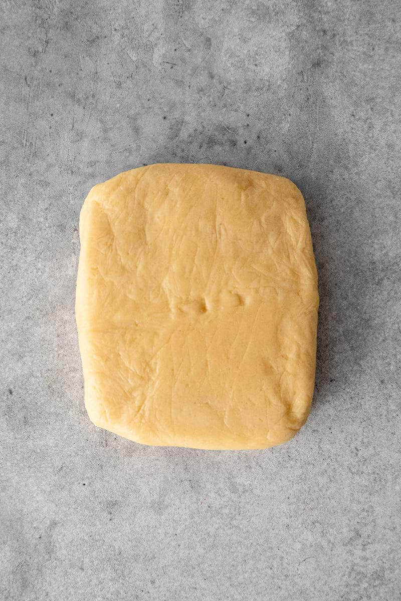 Chilled shortbread crust shaped as a rectangle