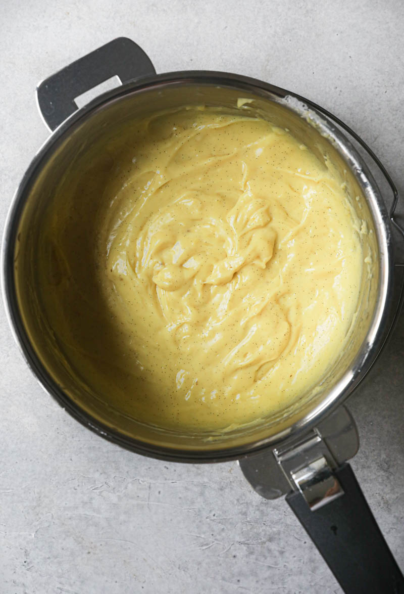 The French vanilla pastry cream ready inside the pan.